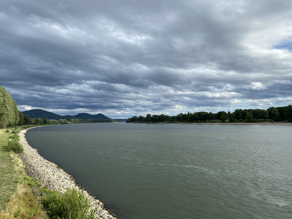 2023-07-24 Rhein 0018 k.JPG